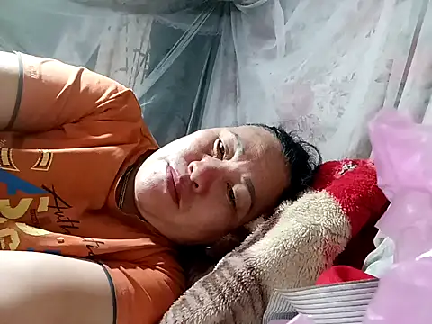 Snapshot of Lucky_baby7 chatting on February 2026 12:59:02 PM Lucky baby7 online show from February 2026 12:59:02 PM