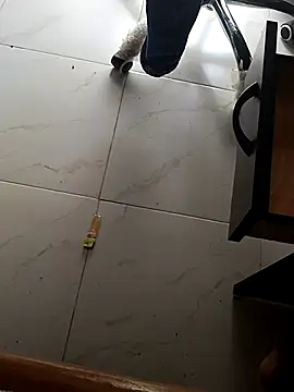 Snapshot of EKSTEEN12 chatting on April 2026 08:47:01 AM EKSTEEN12 online show from April 2026 08:47:01 AM