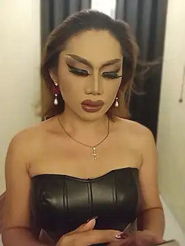 Snapshot of Victorias_DomWorld chatting on April 2026 02:06:01 AM Victorias DomWorld online show from April 2026 02:06:01 AM