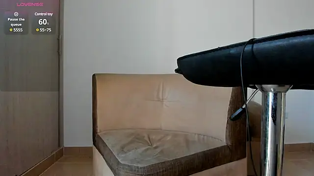 jhustin marcius online show from December 2024 10:11:01 PM