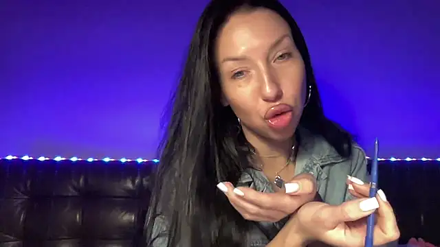 Snapshot of MissDeepVelur chatting on February 2026 04:14:01 PM MissDeepVelur online show from February 2026 04:14:01 PM