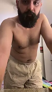 beerboy2222 online show from June 2026 05:13:02 PM