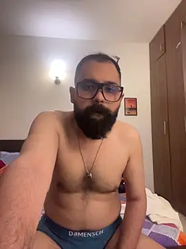 beerboy2222 online show from July 2026 08:04:02 PM