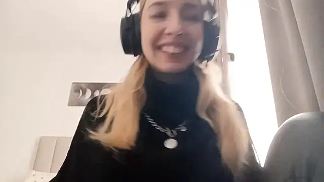 Snapshot of WackyNome chatting on February 2026 06:19:02 AM WackyNome online show from February 2026 06:19:02 AM