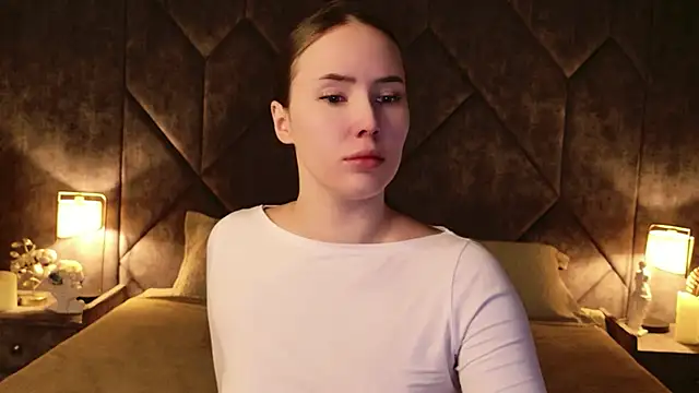 Arielle Vade online show from May 2026 05:12:01 AM