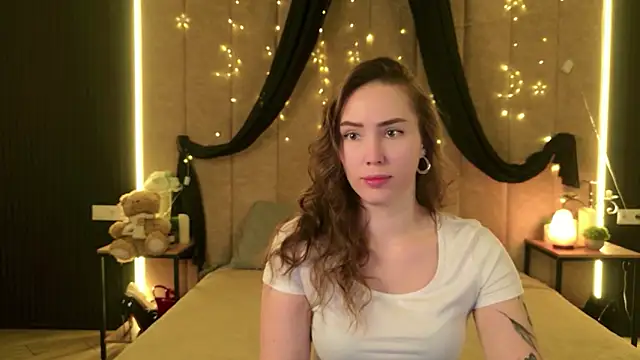 Arielle Vade online show from May 2026 05:35:01 AM