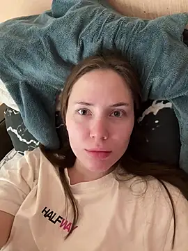 Arielle Vade online show from May 2026 10:03:01 PM