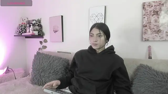 Alexaalove 1 online show from February 2026 12:36:01 PM