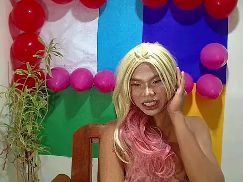 Snapshot of shopiaxox1 chatting on February 2026 01:11:02 AM shopiaxox1 online show from February 2026 01:11:02 AM