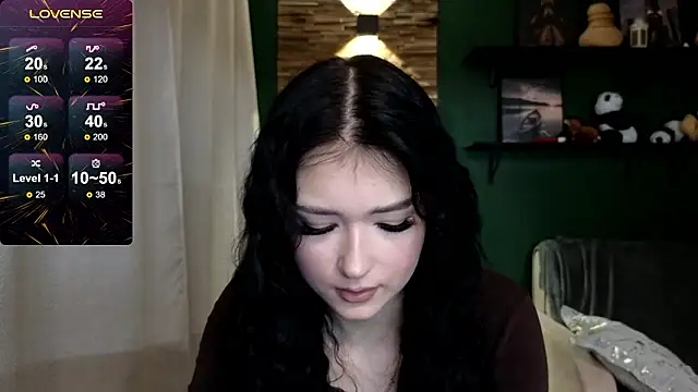 Snapshot of Whitney11_1131 chatting on March 2026 01:28:01 PM Whitney11 1131 online show from March 2026 01:28:01 PM