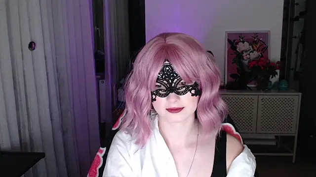 LunaXcherry online show from February 2026 05:42:02 PM