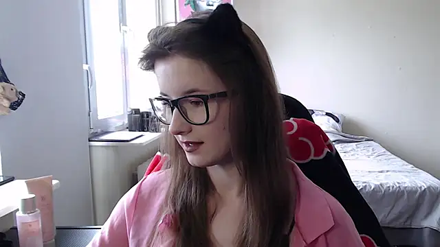 Snapshot of LunaXcherry chatting on June 2026 11:08:02 AM LunaXcherry online show from June 2026 11:08:02 AM