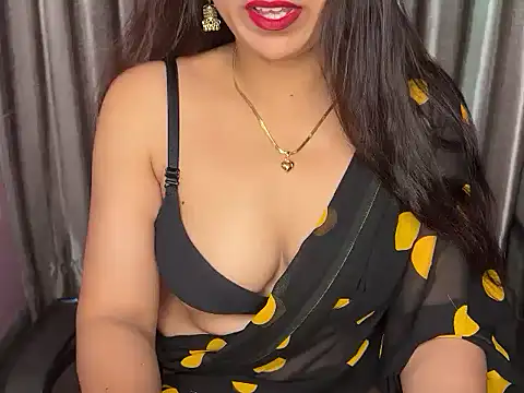 Snapshot of Radhika_4_you chatting on May 2026 01:46:02 AM Radhika 4 you online show from May 2026 01:46:02 AM
