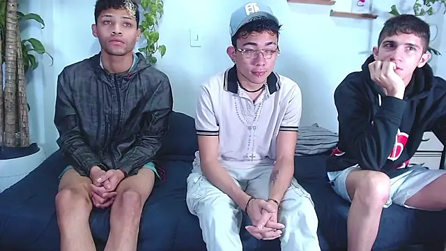 lucky gays x online show from February 2026 12:09:01 PM