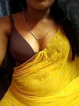 Snapshot of manu_sexy_ chatting on February 2026 05:33:01 PM manu sexy online show from February 2026 05:33:01 PM