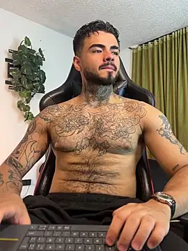 Snapshot of Benjii_Carter1 chatting on June 2026 12:37:01 AM Benjii Carter1 online show from June 2026 12:37:01 AM