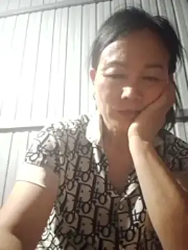 Snapshot of Kiss_love2 chatting on June 2026 09:35:02 AM Kiss love2 online show from June 2026 09:35:02 AM