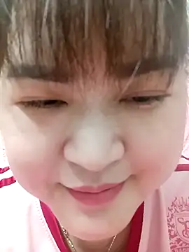 Snapshot of Kee-kimlee chatting on February 2026 03:37:02 AM Kee-kimlee online show from February 2026 03:37:02 AM