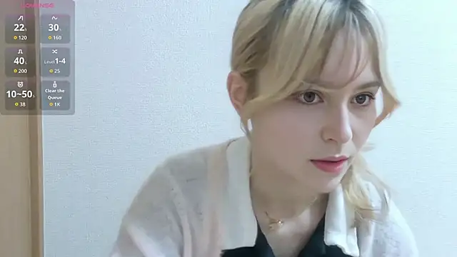 Snapshot of e_ri_ka93 chatting on June 2026 01:34:02 PM e ri ka93 online show from June 2026 01:34:02 PM