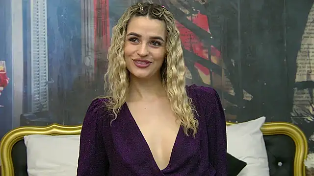 SelenaRuss online show from February 2026 03:13:02 PM