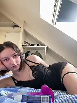 Mis-Elisa96 online show from April 2026 01:42:02 PM