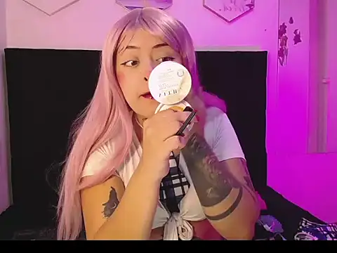 DakotaRouse1 online show from February 2026 12:05:02 PM