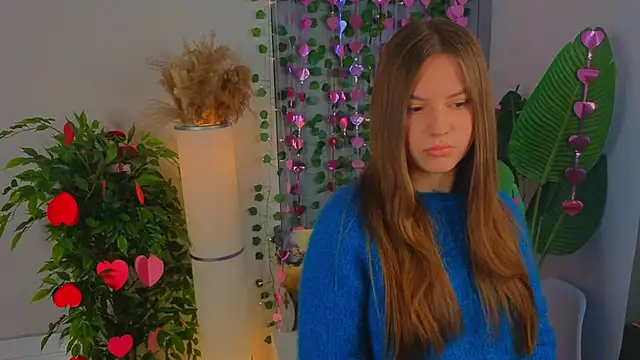 SavannaBomer online show from February 2026 06:54:01 AM