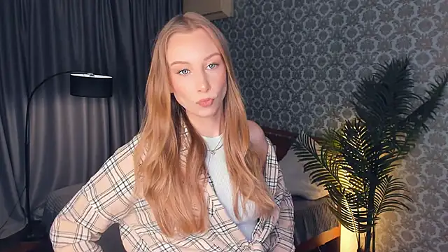 CarmenLipkin online show from February 2026 03:02:02 PM