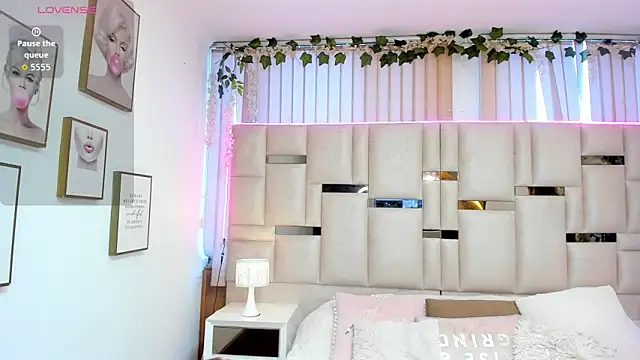 Maya-jhons online show from February 2026 11:36:02 AM