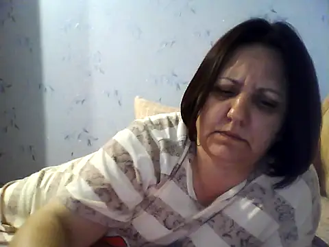LockyCharm111 online show from July 2026 09:50:02 PM