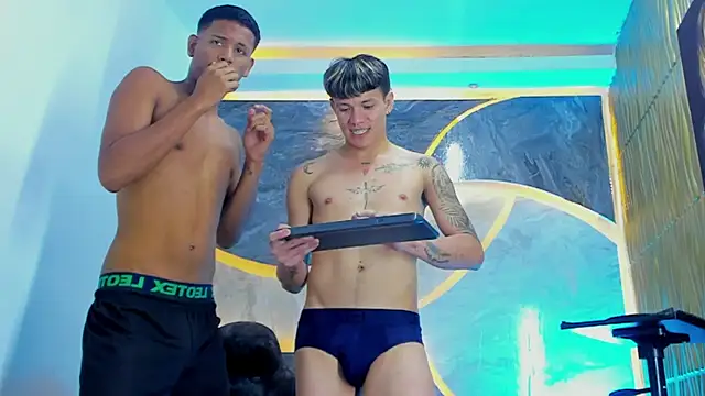 alex hot23  online show from February 2026 09:00:02 PM