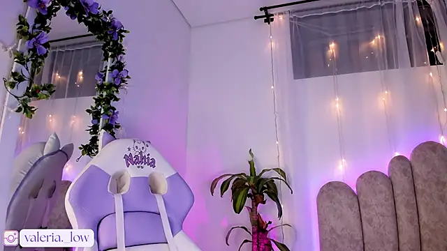 Nahialov online show from February 2026 02:00:01 AM