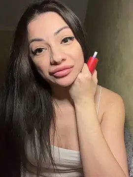 Snapshot of Layana_Ro chatting on February 2026 05:08:02 AM Layana Ro online show from February 2026 05:08:02 AM