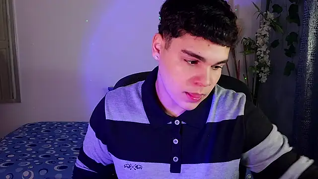 eithan jonnes online show from March 2026 07:07:01 PM