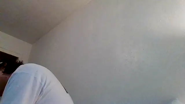 Snapshot of Tallhungandcloudy chatting on February 2026 09:48:02 PM Tallhungandcloudy online show from February 2026 09:48:02 PM