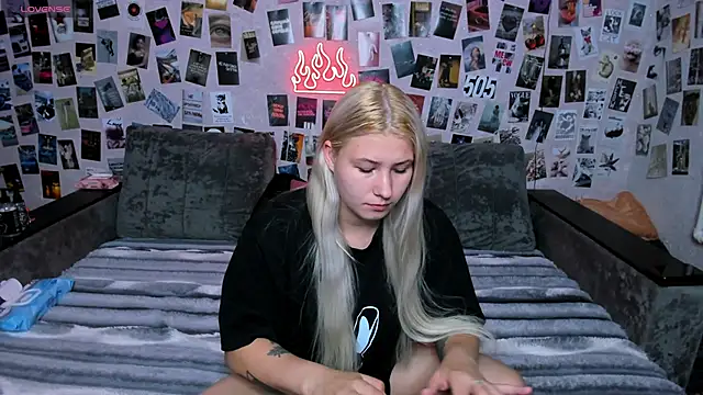 x Ulya1cutex online show from June 2026 07:03:02 PM