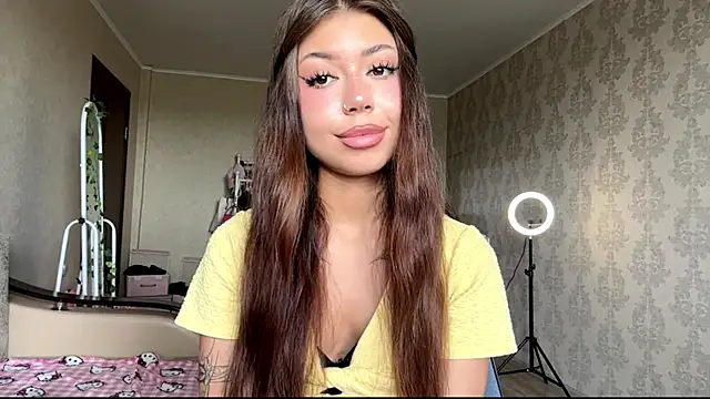 Snapshot of You_Club_Winx chatting on June 2026 08:23:02 AM You Club Winx online show from June 2026 08:23:02 AM
