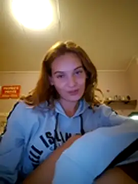 Snapshot of sweetsophie69 chatting on May 2026 07:52:01 PM sweetsophie69 online show from May 2026 07:52:01 PM
