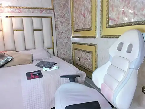 Veronica hottie online show from March 2026 10:03:01 PM