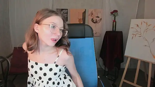 Snapshot of ElliFrankenweenie chatting on February 2026 06:20:02 PM ElliFrankenweenie online show from February 2026 06:20:02 PM