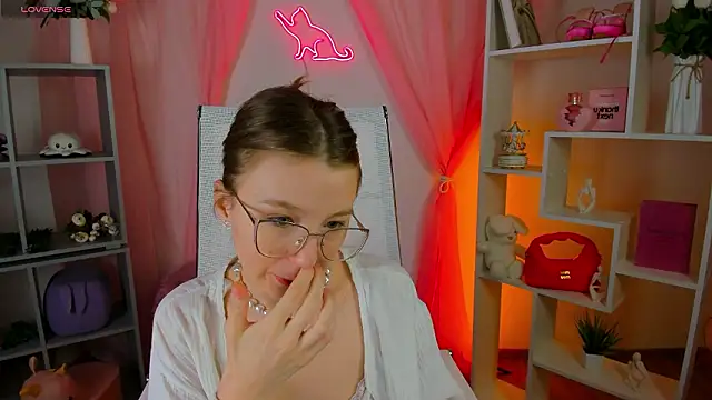 ElliFrankenweenie online show from March 2026 06:19:02 AM