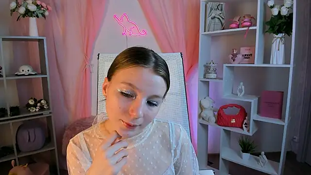 ElliFrankenweenie online show from March 2026 06:21:01 AM