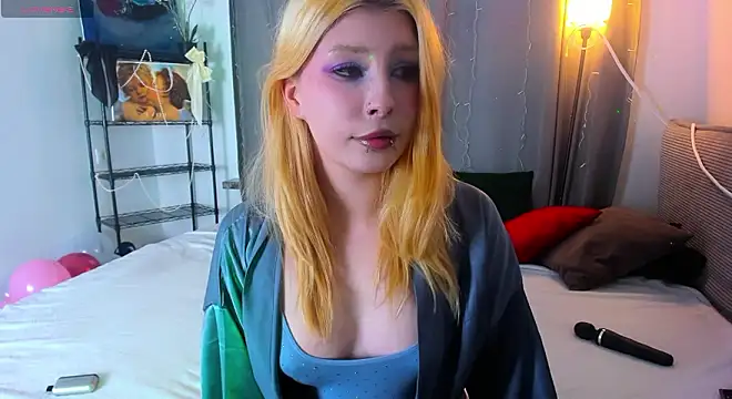 WarmAtEdges online show from February 2026 02:07:01 PM