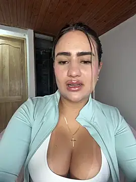 Snapshot of Miilana_ chatting on May 2026 09:56:02 PM Miilana online show from May 2026 09:56:02 PM
