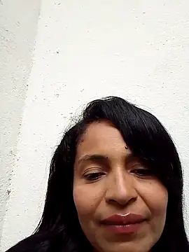 Lia Phone online show from February 2026 07:58:02 PM