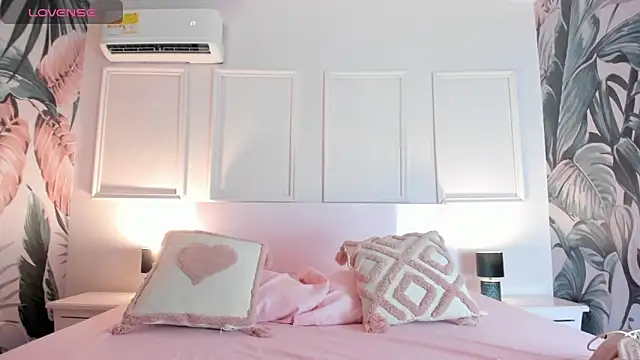 Snapshot of Hada_Magica chatting on February 2026 06:59:02 PM Hada Magica online show from February 2026 06:59:02 PM