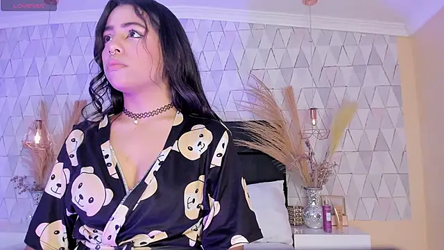 CloheBell online show from March 2026 07:41:02 PM