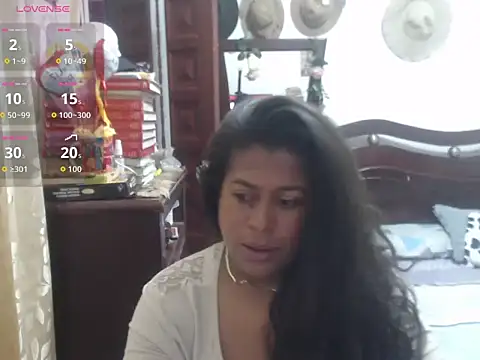 Caprichosa-39 online show from February 2026 02:25:01 PM