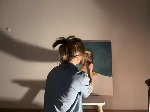 tesalove online show from March 2026 11:09:02 PM