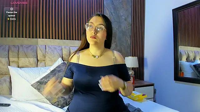 aria kai  online show from March 2026 01:48:02 PM